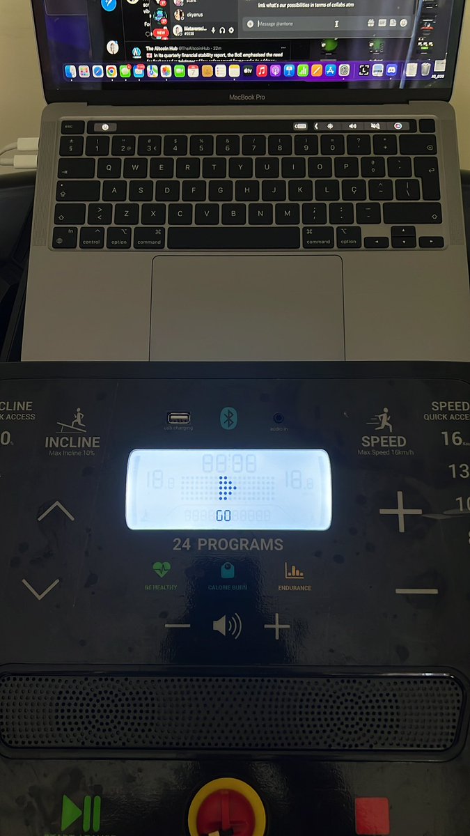 2x OG Spot - Like + RT + Discord id 👇

Will draw when I end my cardio, 60 mins. 😈