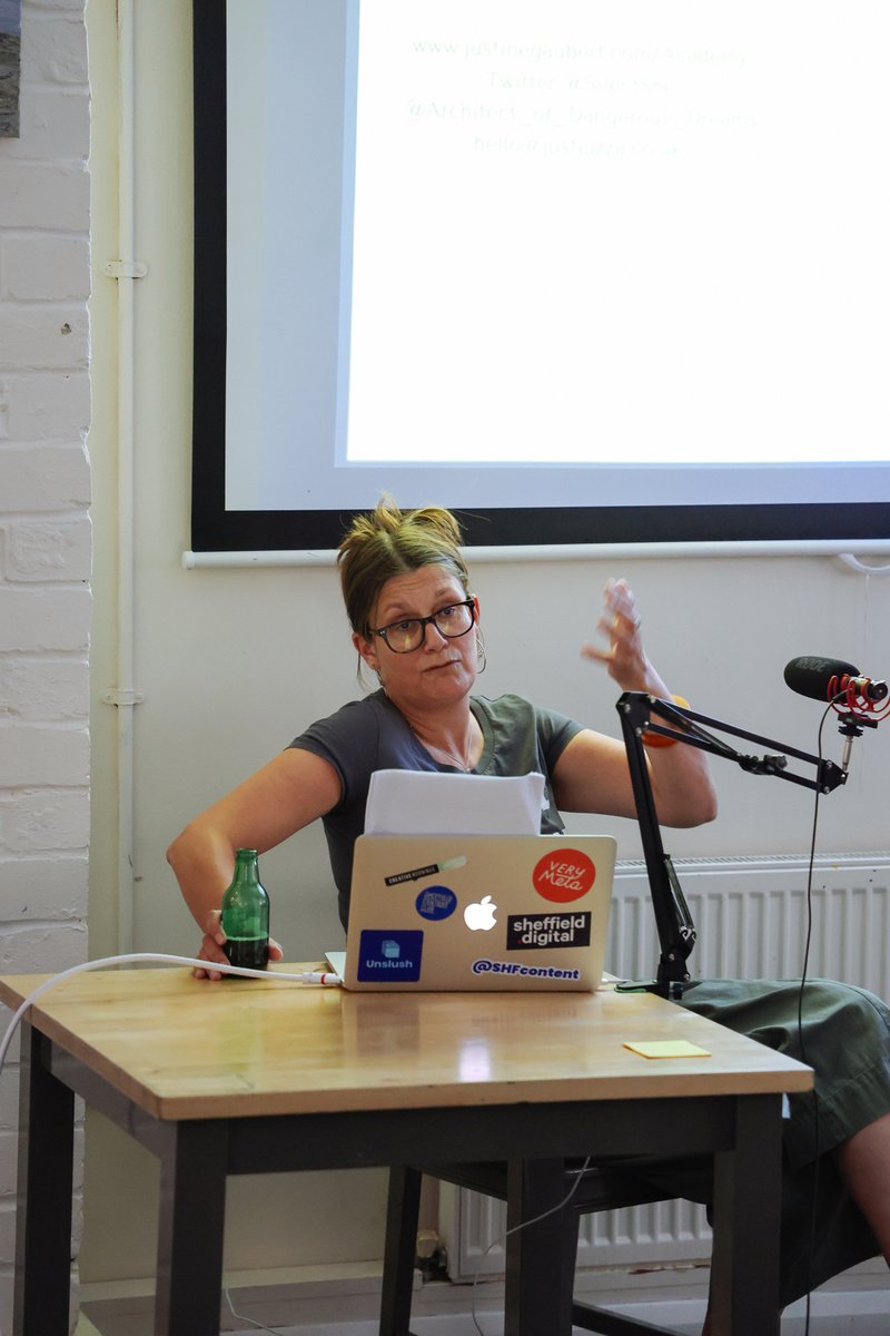 SHFcontent's tweet photo. The photos from last month's Sheffield Content Club are now online! We had wonderful talks by the marvellous @SilentShe and @Dave_Greasley. 

Snapped by @joehornerphoto♥️📸 

https://t.co/asBsOtXsWa https://t.co/02ooonYMMJ