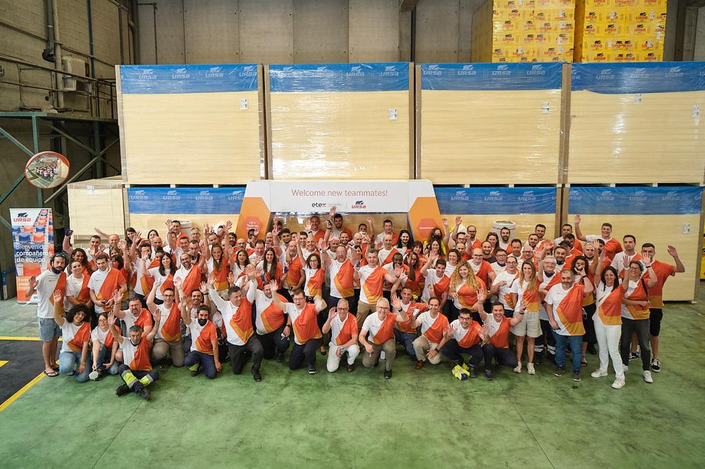 URSAiberica's tweet photo. Os dejamos algunas imágenes de nuestro primer encuentro con el equipo directivo de @Etex_Group en nuestras instalaciones del Plà de Santa Maria. Así hemos recibido a nuestros nuevos compañeros. #wellcomenewteammates #inspiringwaysofliving #somosURSA @RamonRos69 https://t.co/pNXY5ZRUN8