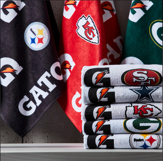 We have a nice #Giveaway today a random #NFL team on-field Gatorade on-field towel. #NFLTwitter 
Follow, RT, and Like tweet for entry. Good luck!!