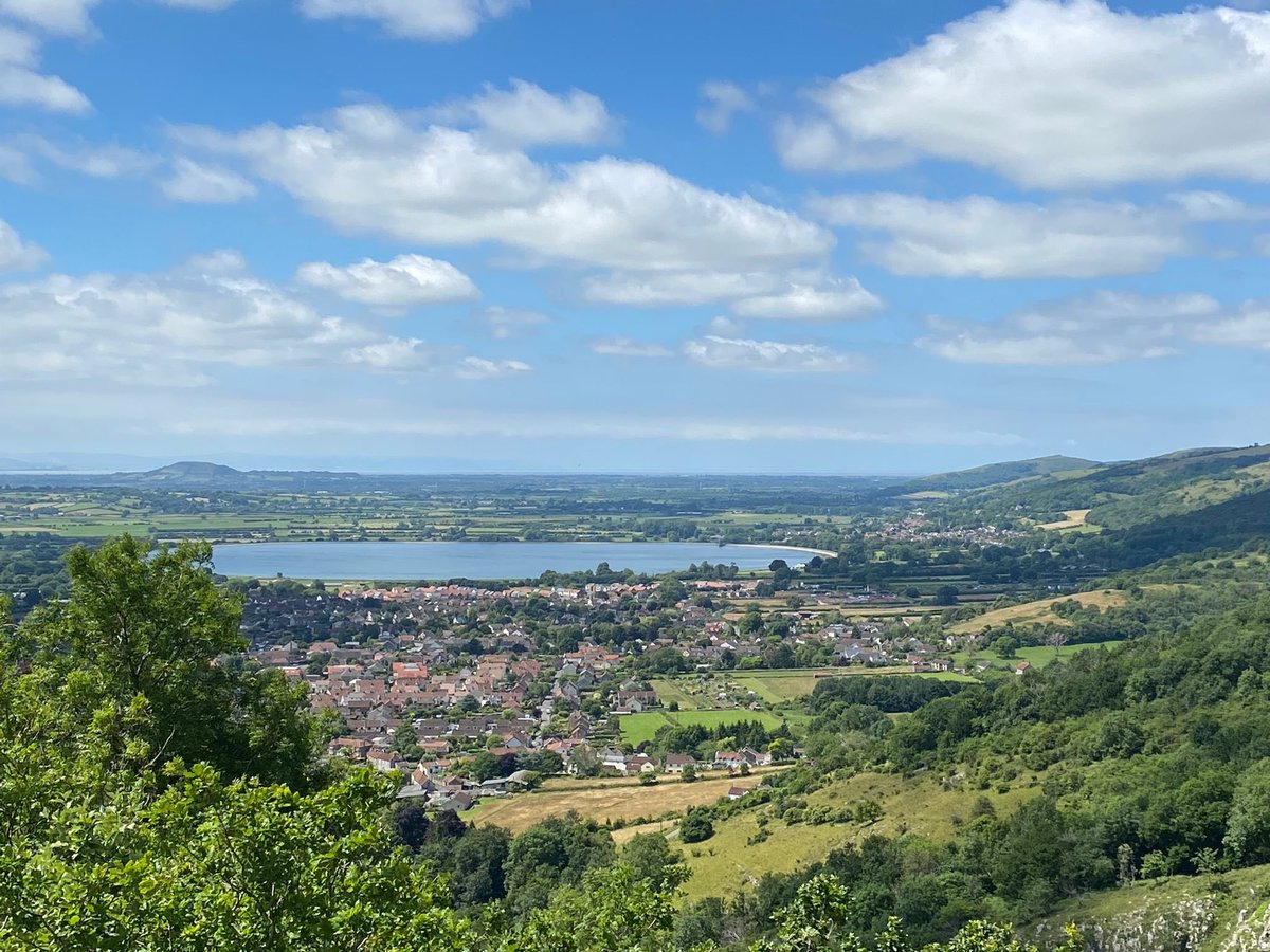 HeadteacherDcc's tweet photo. Cornwall Trip - A quick stop off at Cheddar Gorge in Somerset for our lucky Geographers on the way to Cornwall. #DCC #DCCGeography #CheddarGorge #Somerset #BeDCC #Cornwall @EdenProject #DCCCornwall2022 https://t.co/RAKhlfuz0H