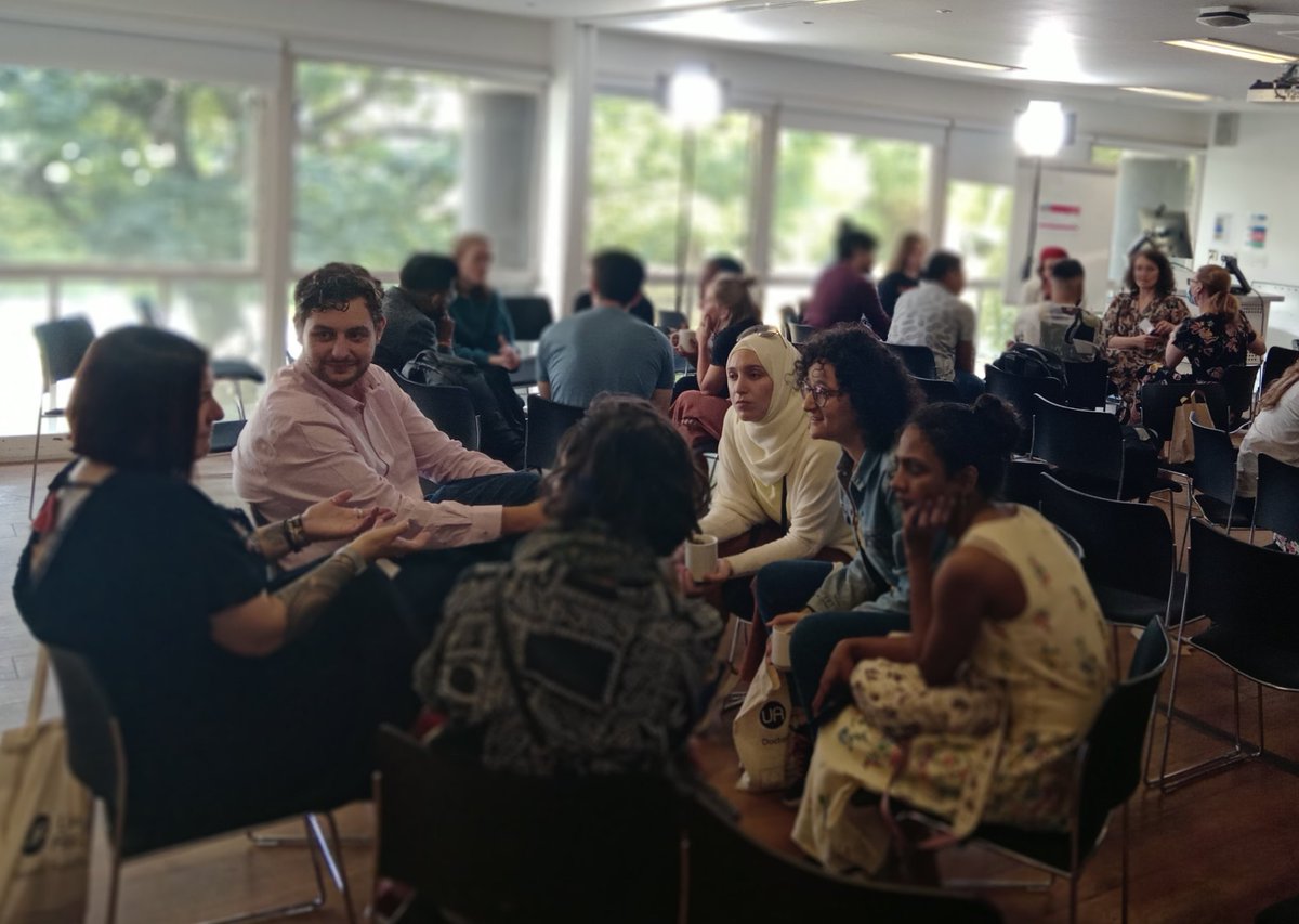 UA_DTA's tweet photo. Small group discussions between current DTA researchers and alumni - sharing experiences #phdlife #DTASummer22 https://t.co/HAEnWRhUiu