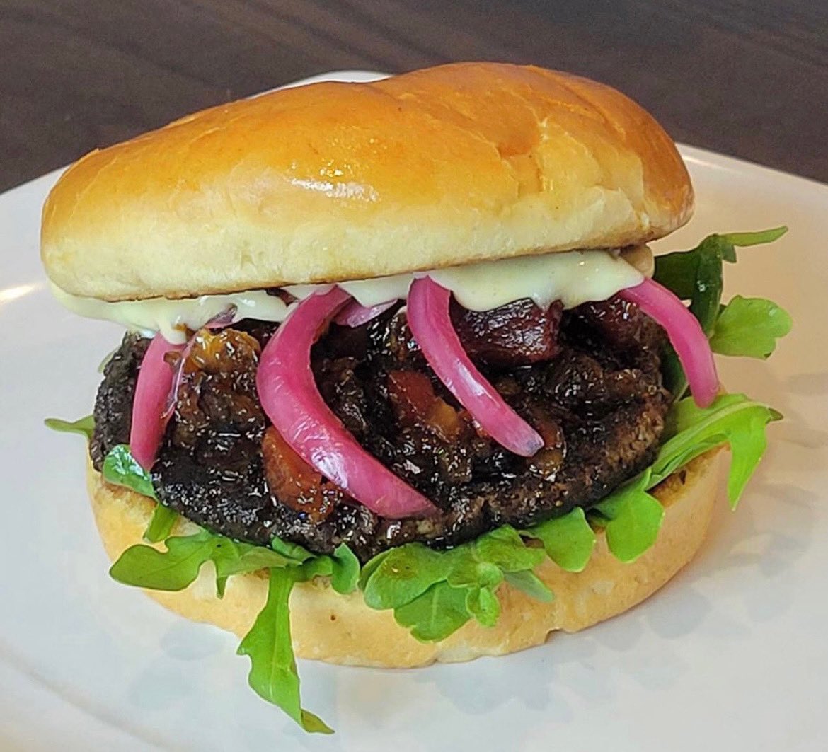 8020atKaelins's tweet photo. Introducing our @louisvilleburgerweek Country Brie Burger: Quarter Pound 80/20 Patty, Brie-Jon Cheese (Brie &amp; Dijon), Baby Arugula, Beet Pickled Onions, Country Ham &amp; Molasses Jam on a Potato Bun. Available during Louisville Burger Week, July 18-24th! 
#502BurgerWeek #CountryHam https://t.co/5pNE2ATUdM
