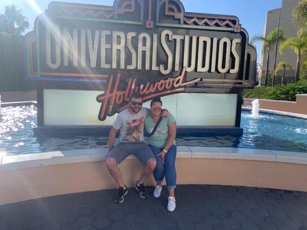 Reporter_Live's tweet photo. LIVE FROM LOS ANGELES
In diretta da Los Angeles, Andrea & Debora ci inviano qualche scatto del loro Viaggio di Nozze negli U.S.A.!
Buon proseguimento ragazzi! 🇺🇸
#MoveYourLife #NozzeLive https://t.co/d4p45qmuCP