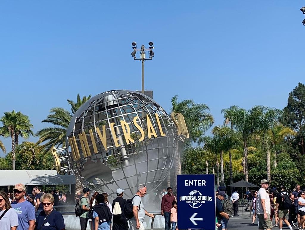 Reporter_Live's tweet photo. LIVE FROM LOS ANGELES
In diretta da Los Angeles, Andrea & Debora ci inviano qualche scatto del loro Viaggio di Nozze negli U.S.A.!
Buon proseguimento ragazzi! 🇺🇸
#MoveYourLife #NozzeLive https://t.co/d4p45qmuCP