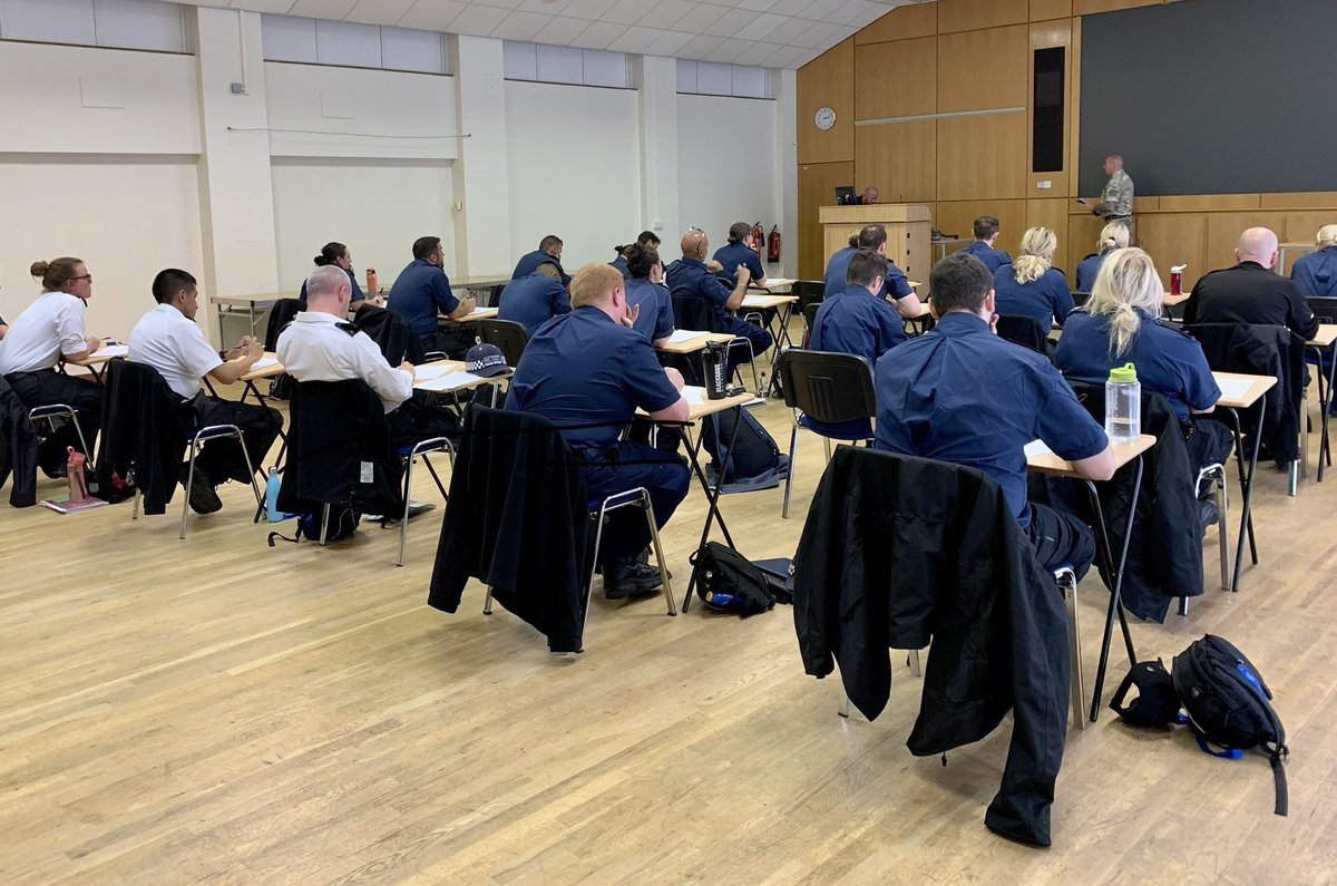 collegepnsc's tweet photo. It’s #exam here @BishopBurton with @metpoliceuk and @Humberbeat Great week so far, #listentothequestion #readthequestion https://t.co/uXbh5LUl9P