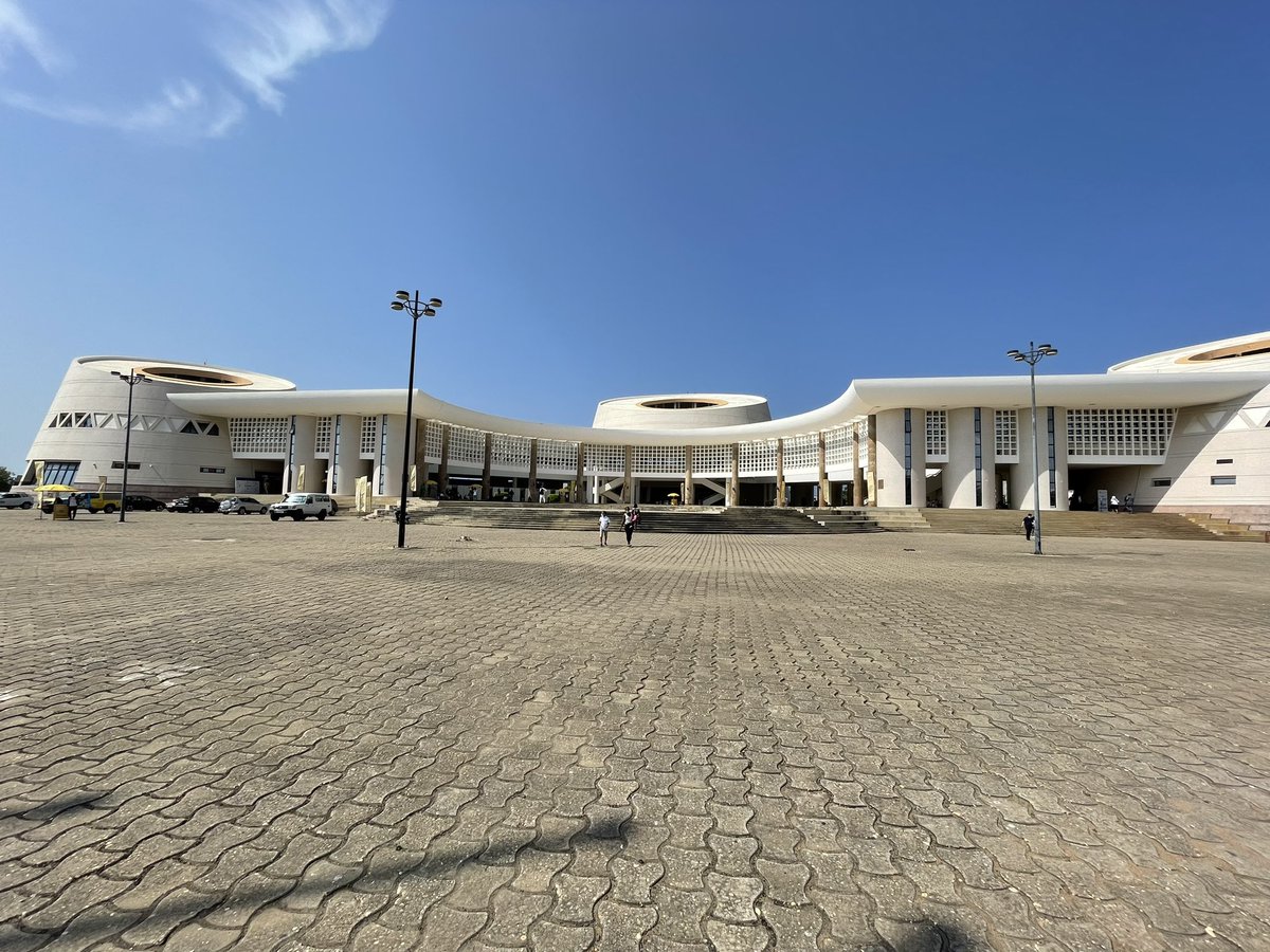 Currently with <a href="/hiig_berlin/">HIIG Berlin</a> at the #SENIA2022, the first AI conference in Benin, organising a panel on AI for social good as part of the SET Project. Happy to be part of this endeavour.