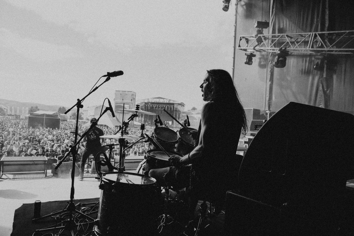 blazeoutband's tweet image. Ya recuperados de hace una semana nos siguen llegando fotones de nuestro paso por el @ResurrectionESP 
¡Pronto el aftermovie y nuevas cosas que estamos preparando! 
Pics by @MiquelCasey