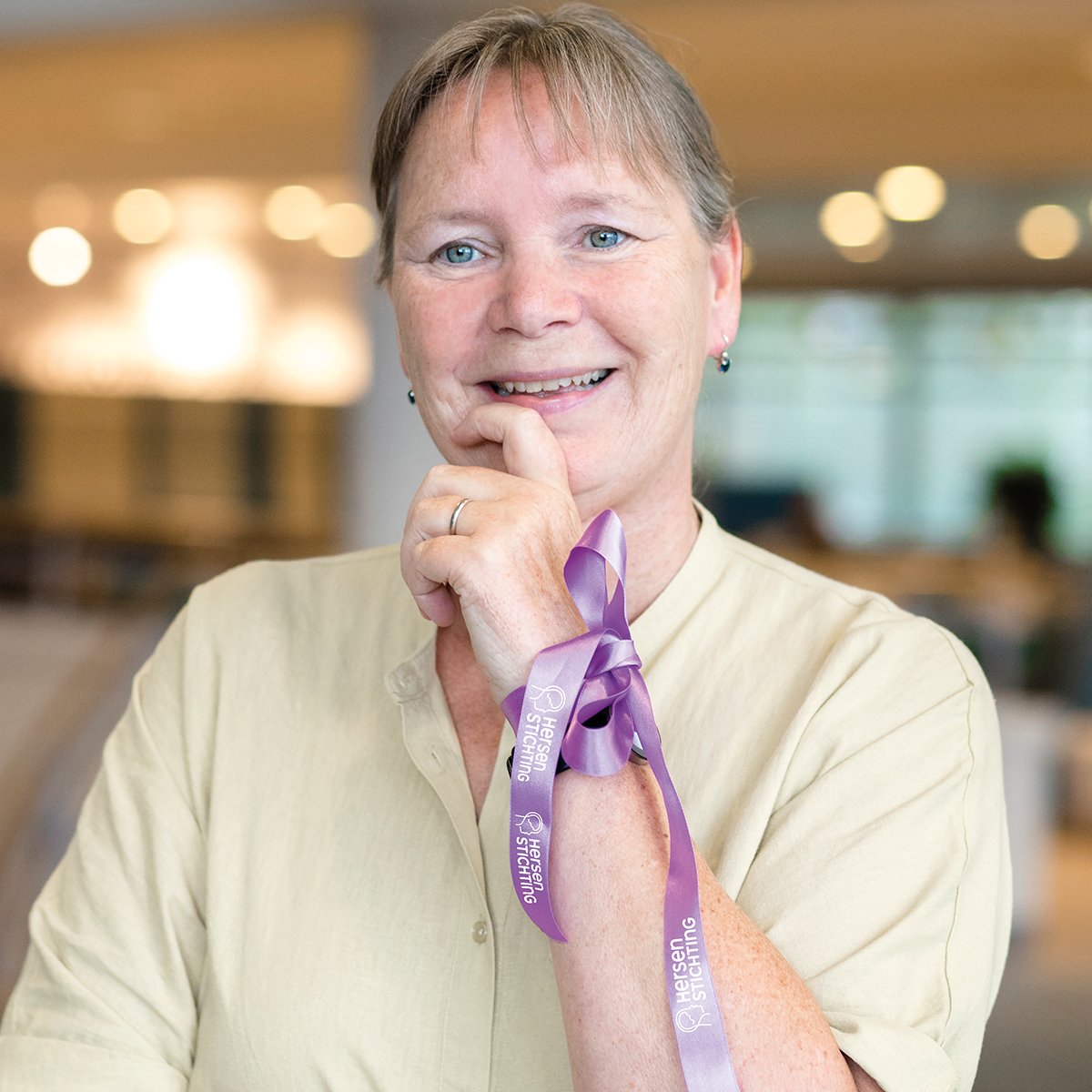 Momenteel vragen we aandacht voor de onzichtbare gevolgen na een hersenaandoening. 🧠 We maken ons ook sterk voor oplossingen voor bijvoorbeeld overprikkeling en vermoeidheid met o.a. onderzoek, zoals die van Caroline van Heugten. 👉 ow.ly/Z6iE50JQyvL #SamenVoorBegrip