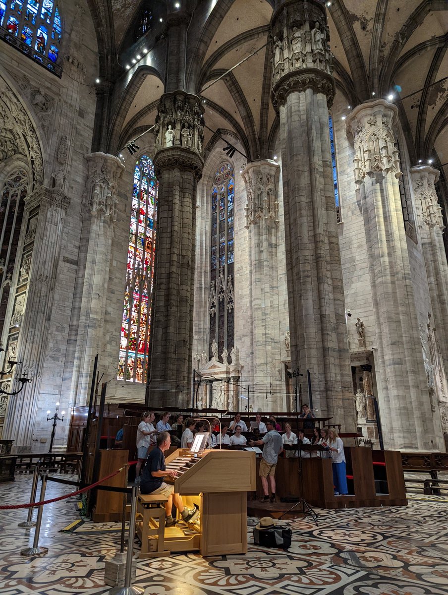 SedberghMusic's tweet photo. We will be live streaming our Milan concert in 90 mins (6pm Italian time, 5pm UK time). https://t.co/31UKboHWe7