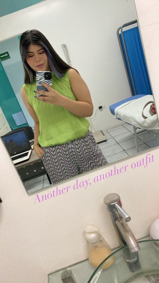 danielaadom's tweet image. #ootd 5
