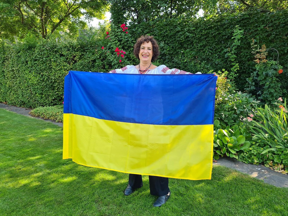 MelSimmonsFCDO's tweet photo. The work continues 🇬🇧 🇺🇦 #StandWithUkraine https://t.co/gmrW4Z5heK
