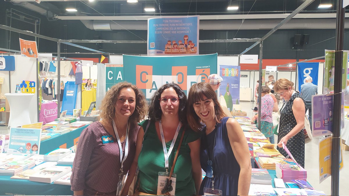Quand le virtuel devient réalité... 
Une fan Christelle <a href="/ageem3201/">AGEEM3201</a> qui a suivi 2 webinaires (#temps #edd) de 
#ClasseEtVous vient à notre rencontre sur le stand <a href="/reseau_canope/">Réseau Canopé</a> du congrès <a href="/AGEEM_National/">AGEEM National</a> à #Boulazac 
Quel bonheur de recevoir ts ces retours positifs 😍! 
#merci 🙏