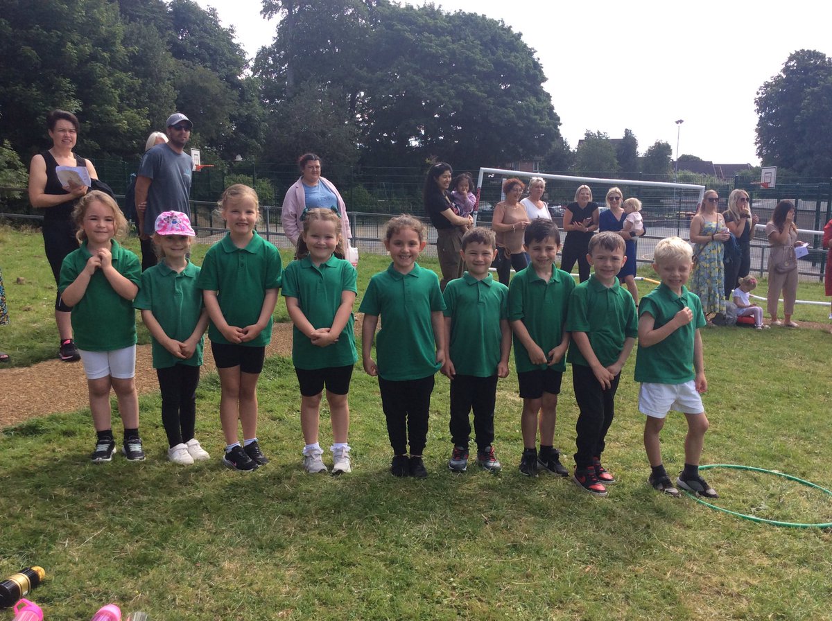 WideyOak tweet media