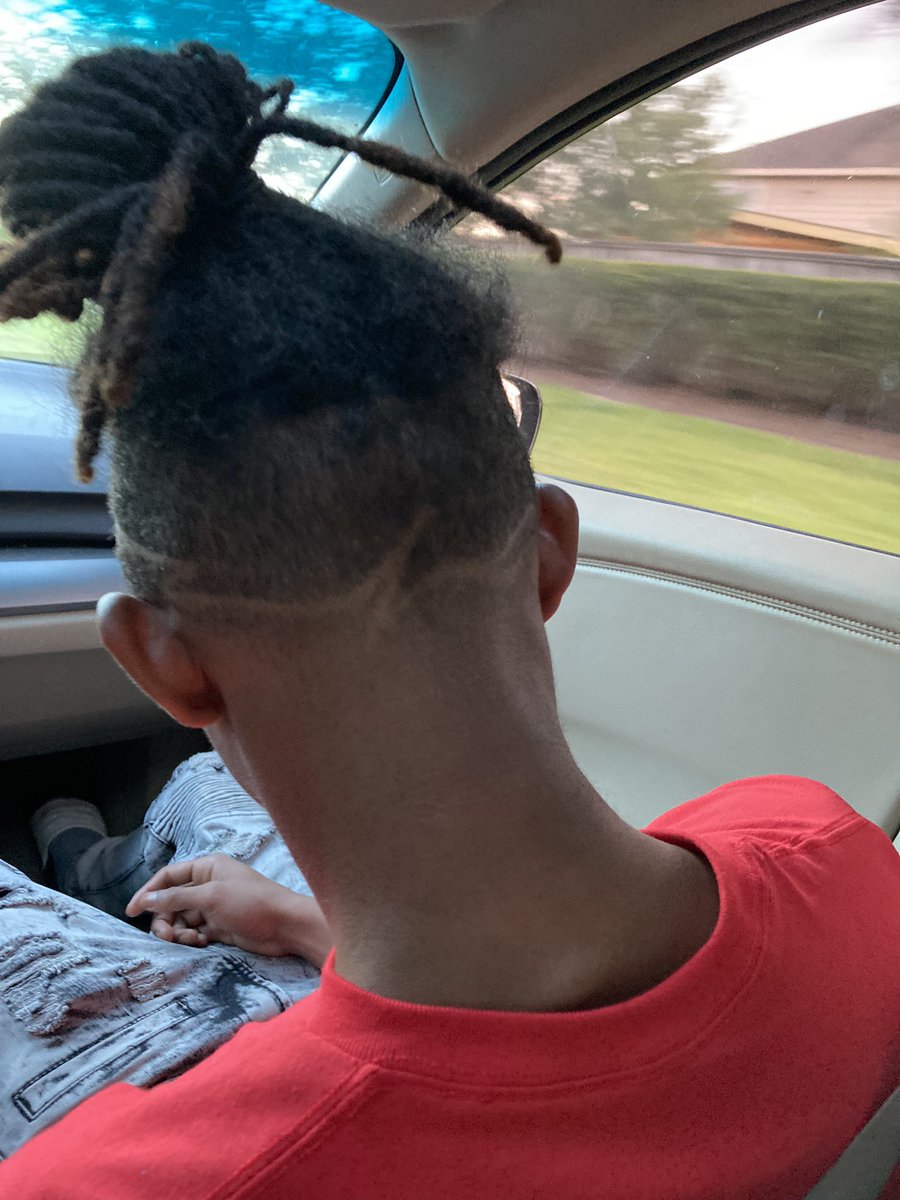 rl_trentt's tweet photo. Go 🆙 yung don’t look bac https://t.co/UJv5yTsOzV