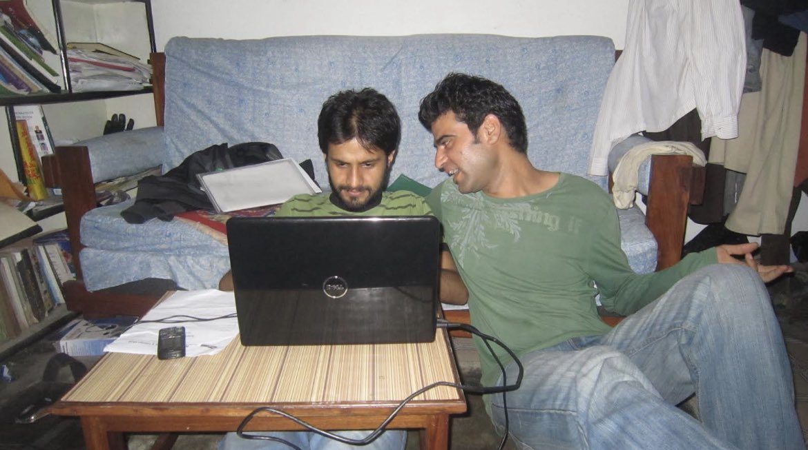 hrmainali's tweet photo. @lekhendra_t @HeyRanjan @lekhendra_t this is what we were doing. #CreativeWork https://t.co/KzOBcKLLSH