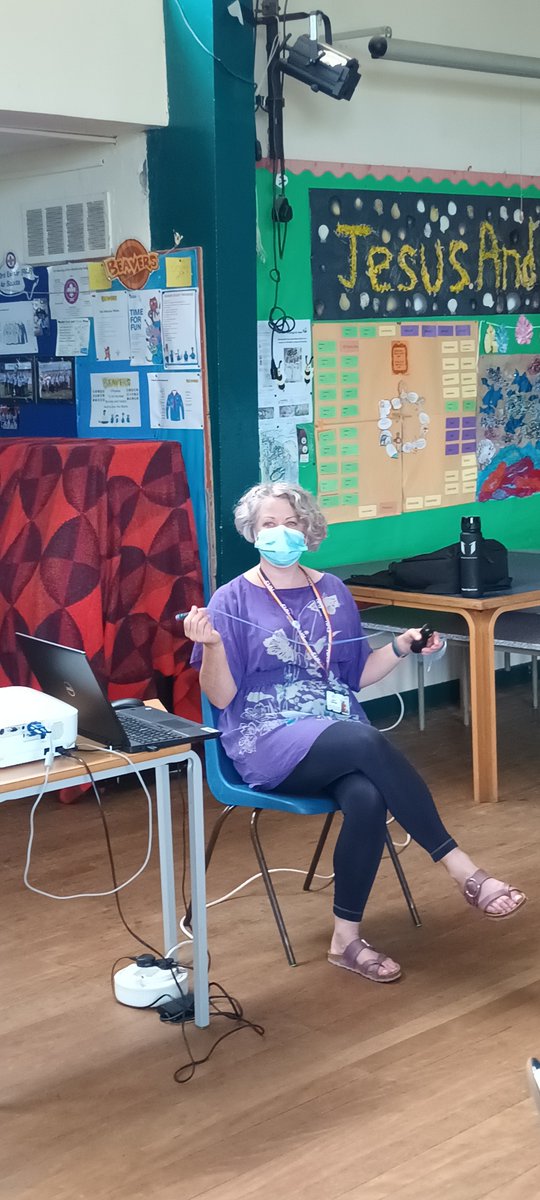 RDE_Ensure's tweet photo. Week 4 has been a busy afternoon with group sessions from Devon carers, physiotherapy and dietetics. Patients and relatives have been able to share their experiences and useful strategies that have been helpful to them in their ongoing recovery. https://t.co/gpsmwuzwS2