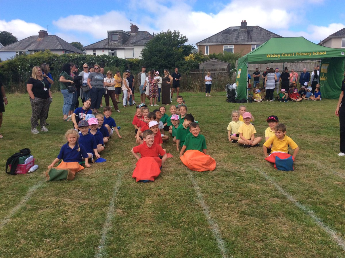 WideyOak tweet media