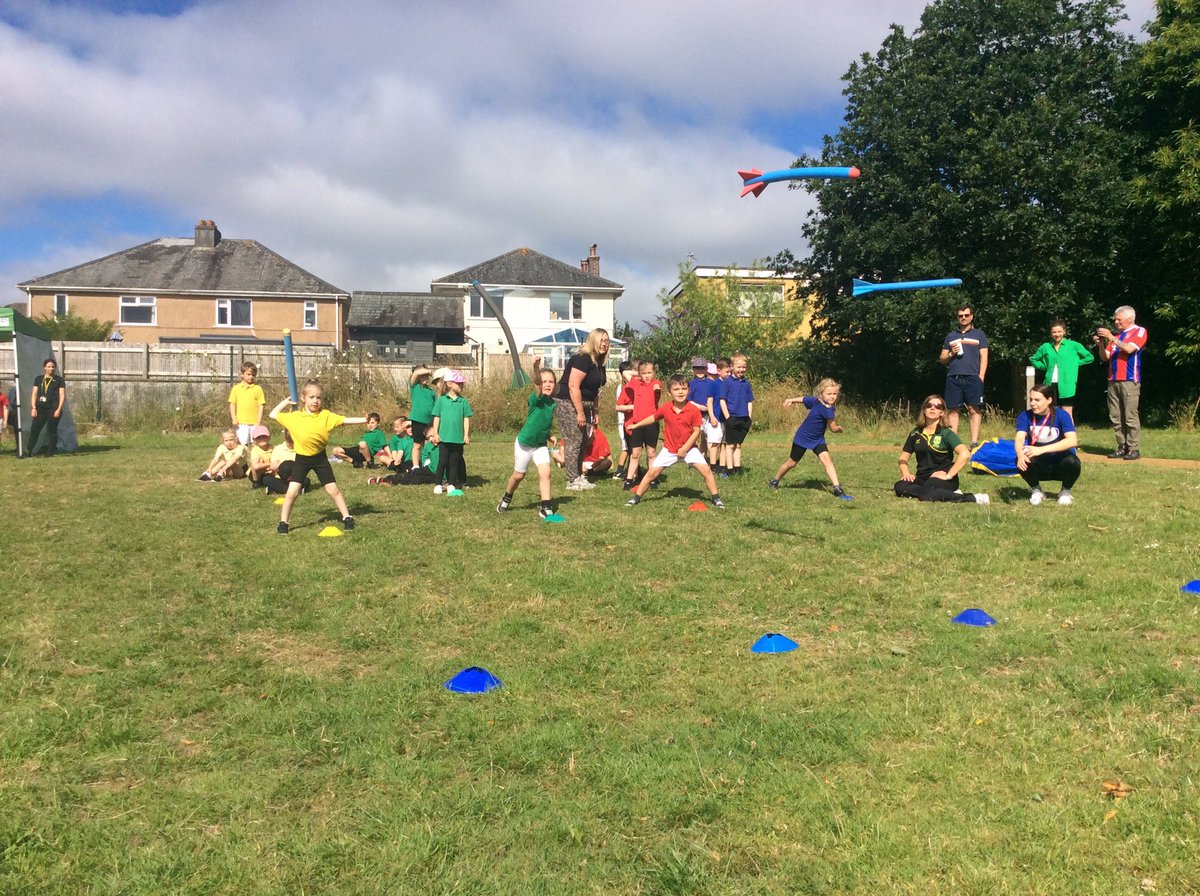 WideyOak tweet media