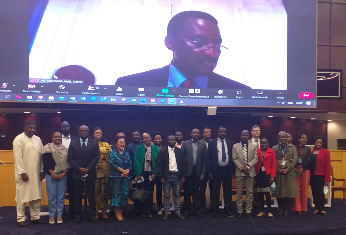 #KiswahiliDay2022🇰🇪🇺🇬🇹🇿🇧🇮
Kiswahili is the first African language to be recognized in such a manner by the UN.
It is recognized as the language of peace, collaboration and integration among the peoples of Africa.
<a href="/UNESCO/">UNESCO 🏛️ #Education #Sciences #Culture 🇺🇳</a>