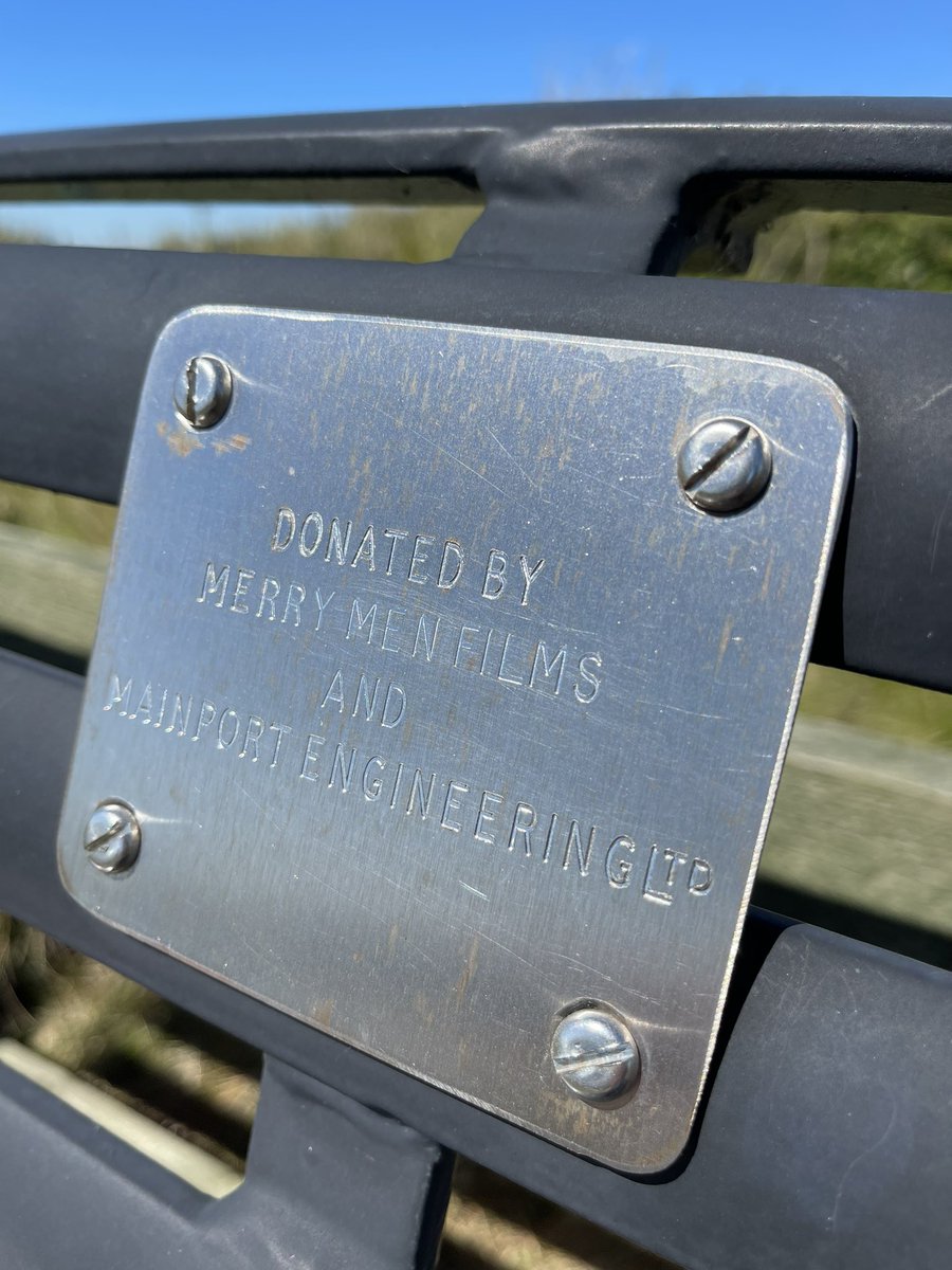 Never sat in this spot before but you can see why <a href="/russellcrowe/">Russell Crowe</a> said to Cate Blanchett “so that’s why our home is call New South Wales!” Great spot for the bench left by the guys who made #Robinhood MerryMenFilms 
🤙🏴󠁧󠁢󠁷󠁬󠁳󠁿🏴‍☠️<a href="/uvisitaustralia/">VisitAustralia.com</a> @VisitWales #PembsPirate