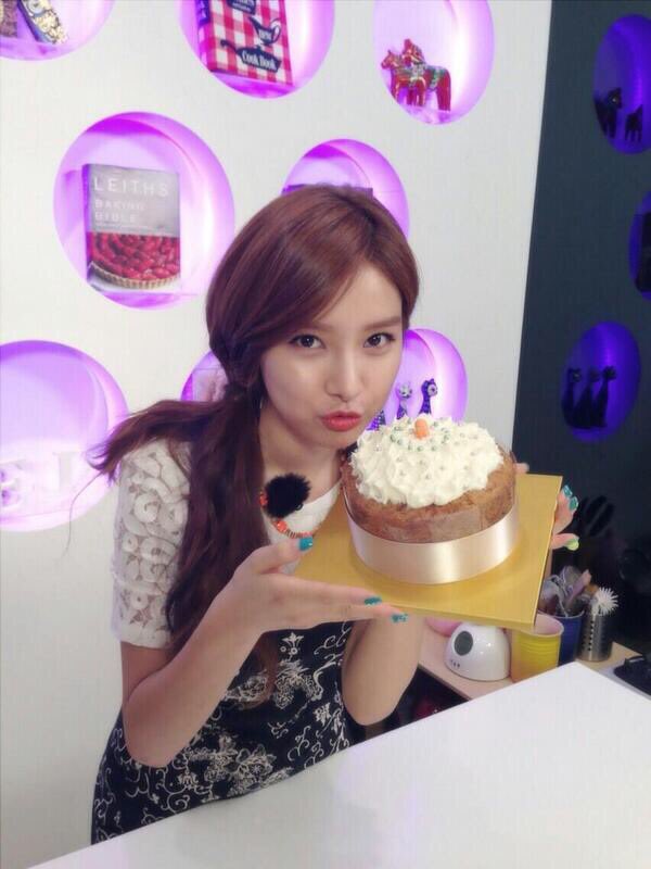 Kimsso__'s tweet photo. Anw, HAPPIEST BIRTHDAY TO MY ONE AND ONLY SO-EUL MATE, KIMBUM 💕 @kimbboem 🥳 wish you all the best and may you have a blessed life! 🎉 🎂 https://t.co/wkhJCIvyKz