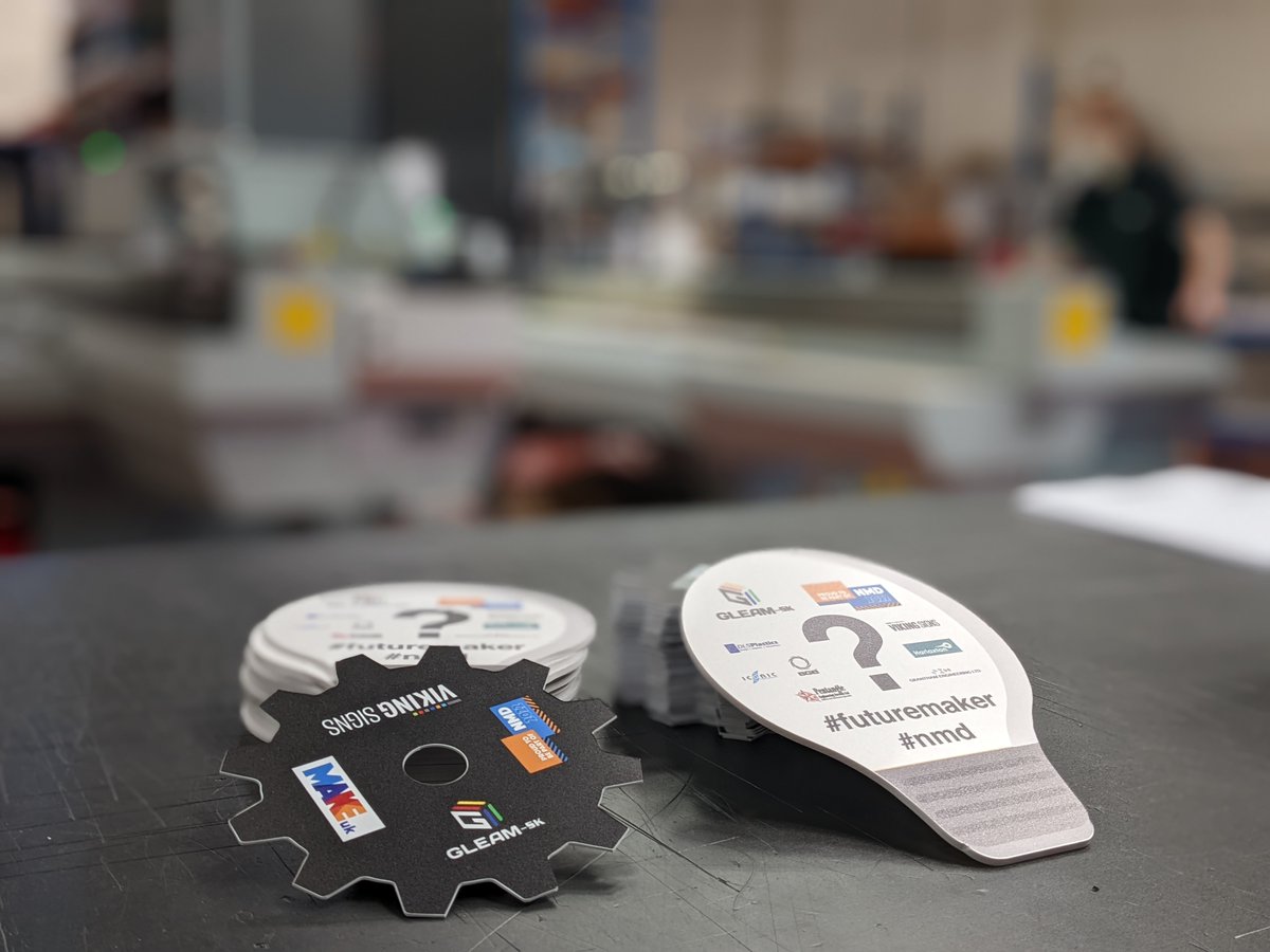 Happy #Manufacturing Day to everyone involved in <a href="/MakeUK_/">Make UK</a>  #NMD2022! We had a fantastic set of visits with students, teachers &amp; even the Mayor of #Grantham here <a href="/VikingSigns/">Viking Signs</a> Was anything else happening today?

#ukmfg #nmd #futuremakers #UKMakers #ukmanufacturing <a href="/GreaterLincsLEP/">Greater Lincolnshire LEP</a>