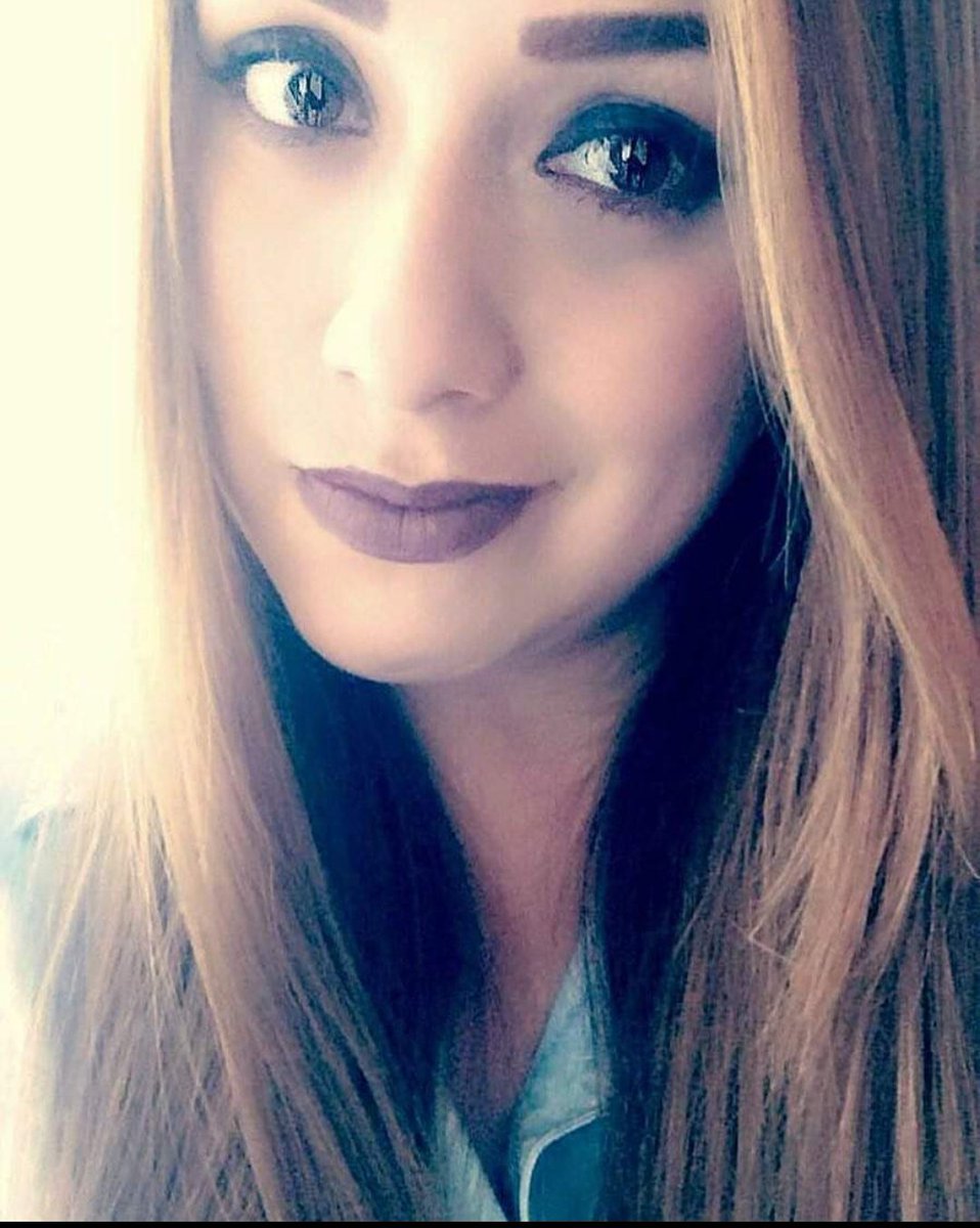 iba_carola's tweet photo. 😁 es lo más que me verán sonrier, por qué quiero y por qué puedo, algún problema? 😎
Buenos días pimpillos 🤌🏻 🤣🤣🤣 https://t.co/k36mO81gwA