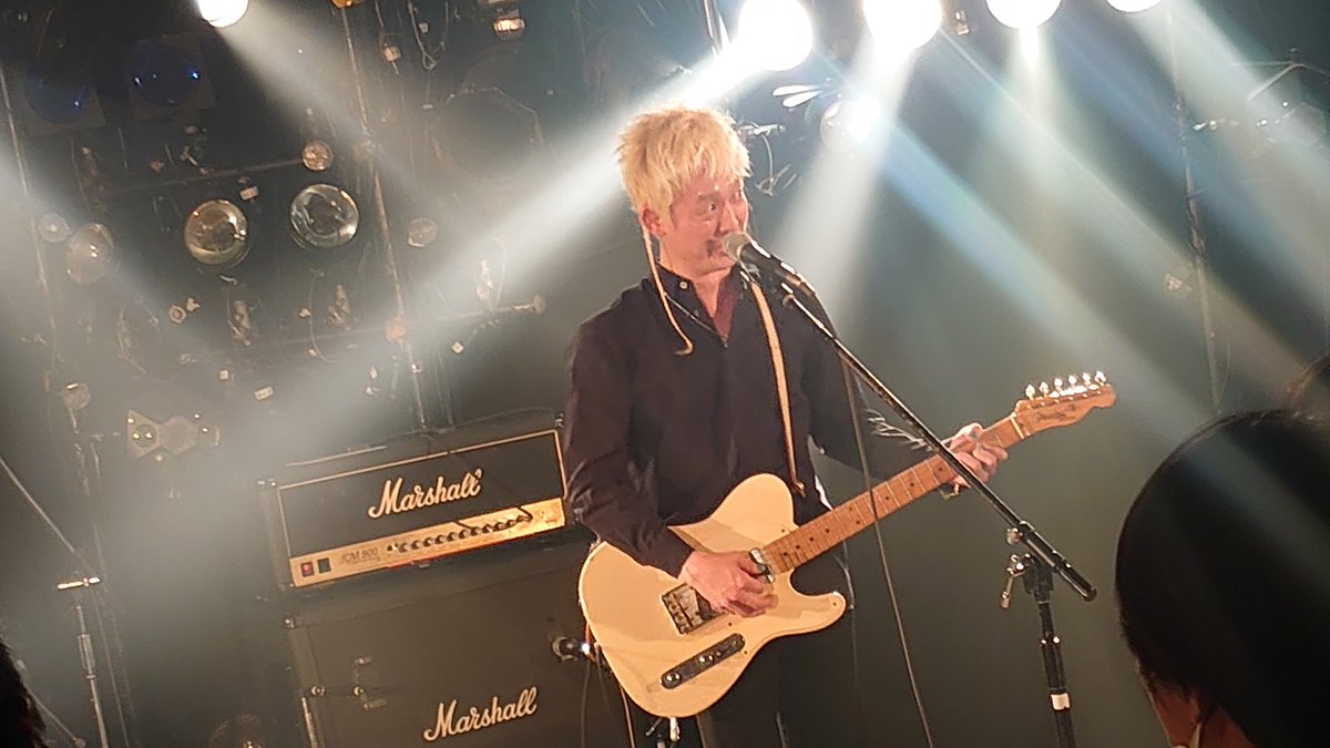 summerslum1019's tweet photo. 7月7日 渋谷La mama
ELECTRIC MAMA Release Tour
復活したmadmantailsのライブを観て来ました、佐藤達生さんのソロ、Riverside Riversideのライブを観ていたので曲も分かっていたし新加入した元UNCHICK SHOWのアサミさんのベースも格好良くて気分良さげに演奏してたのが印象的でした https://t.co/4aaFSCFff0