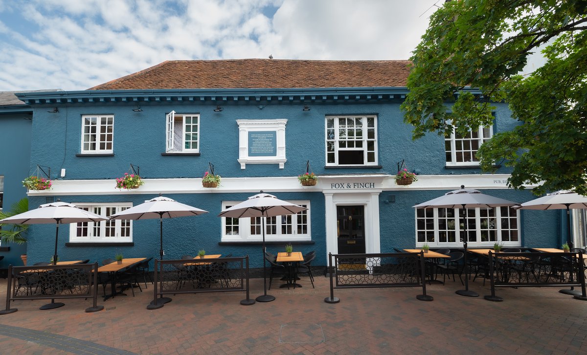 Metropolitan Pub Co tweet media