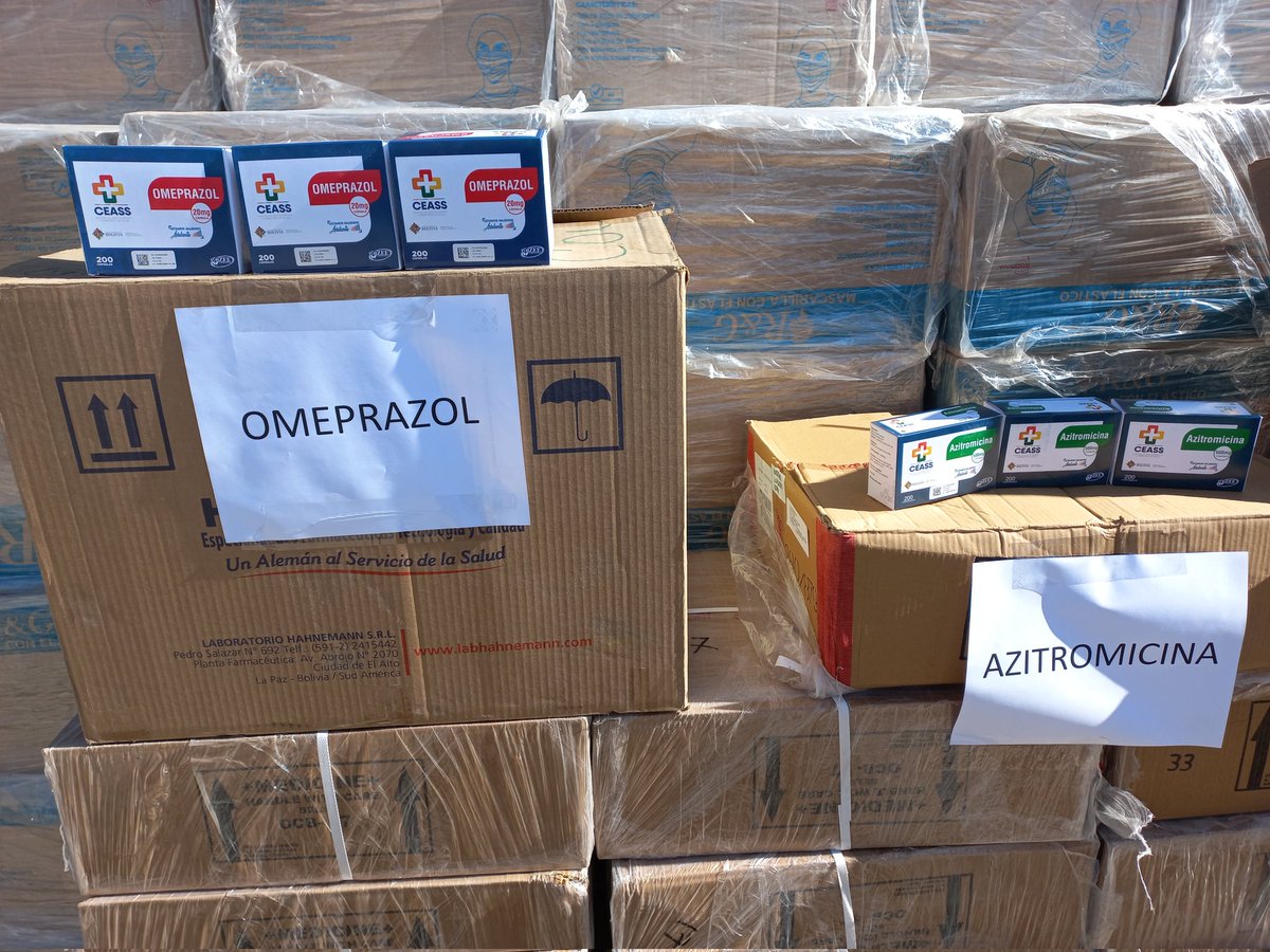 SMSALUDGAMEA's tweet photo. @SMSALUDGAMEA mediante la donación por parte del CEASS realiza la entrega de #medicamentos (Omeprazol, azitromicina, antigripales entre otros) y #equipodebioseguridad (barbijo, batas descartables, gorros y guantes) destinados para los 58 centros de salud del municipio. https://t.co/aSnWbvgO8I
