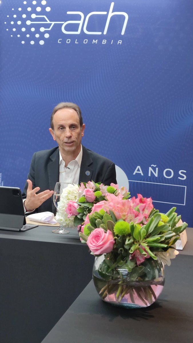 technoymas's tweet photo. @ACHColombia_ celebra sus 25 años ofreciendo un gran portafolio de servicios entre los que está #transfiya https://t.co/ewUwkhc72S