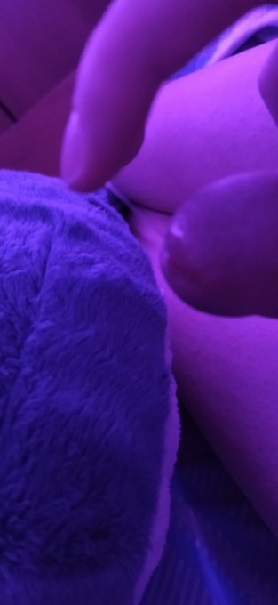 1 pic. Very leaky... #Femboy #Cock https://t.co/6QlrEqQlH5