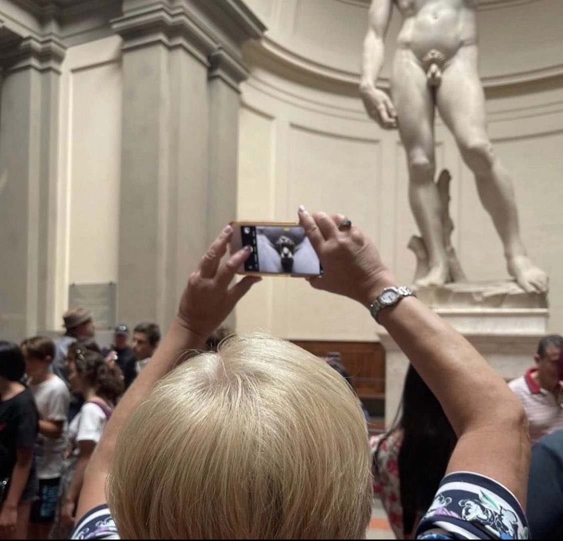 Right Click and Save 🍌
<a href="/RtClick_Save/">Right Click Save</a> #NFTs