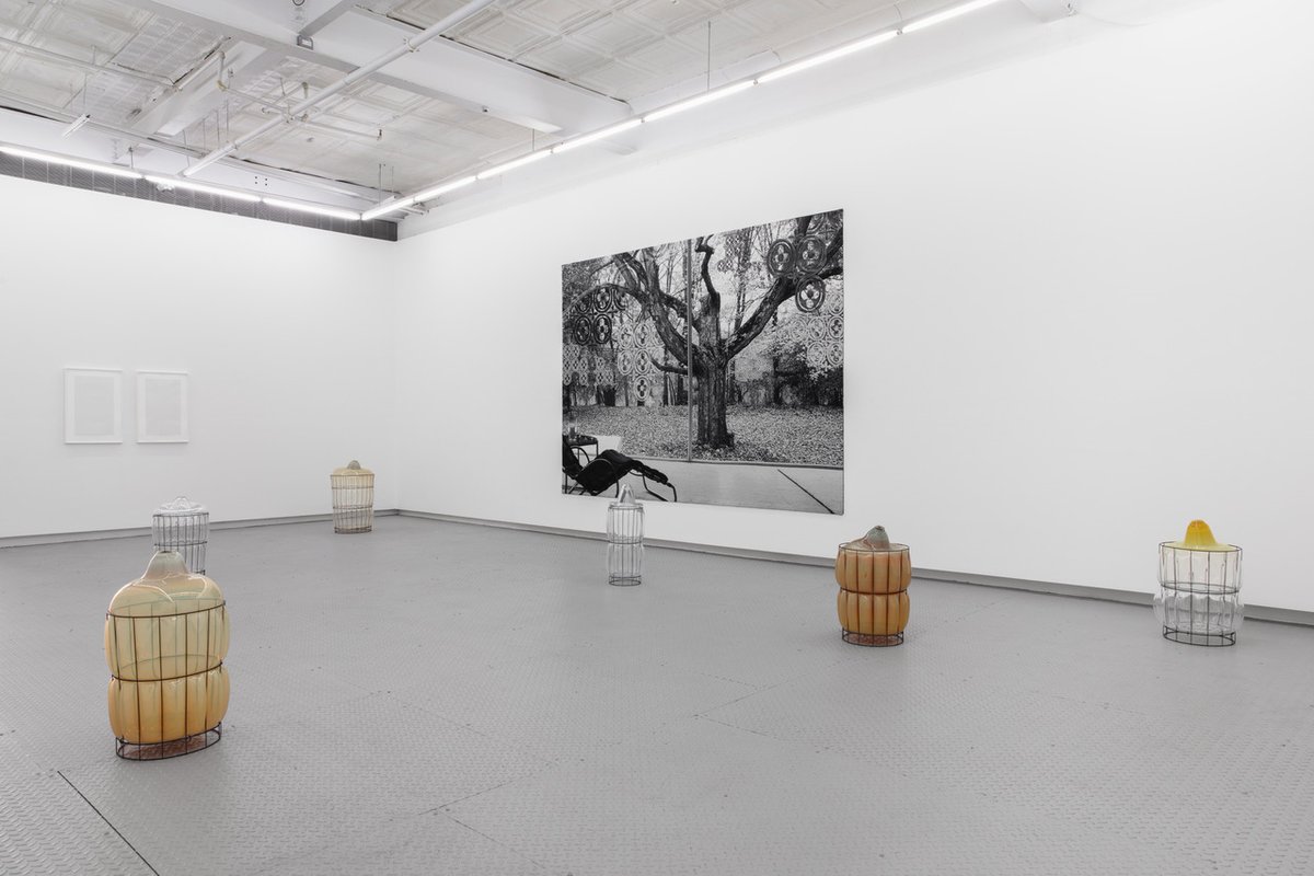 DFariaGallery's tweet image. Shannon Bool's "The Weather" is included in the exhibition "Material Knowledge" at Arsenal Contemporary New York until August 13, 2022.

#shannonbool #materialknowledge #arsenalcontemporarynewyork