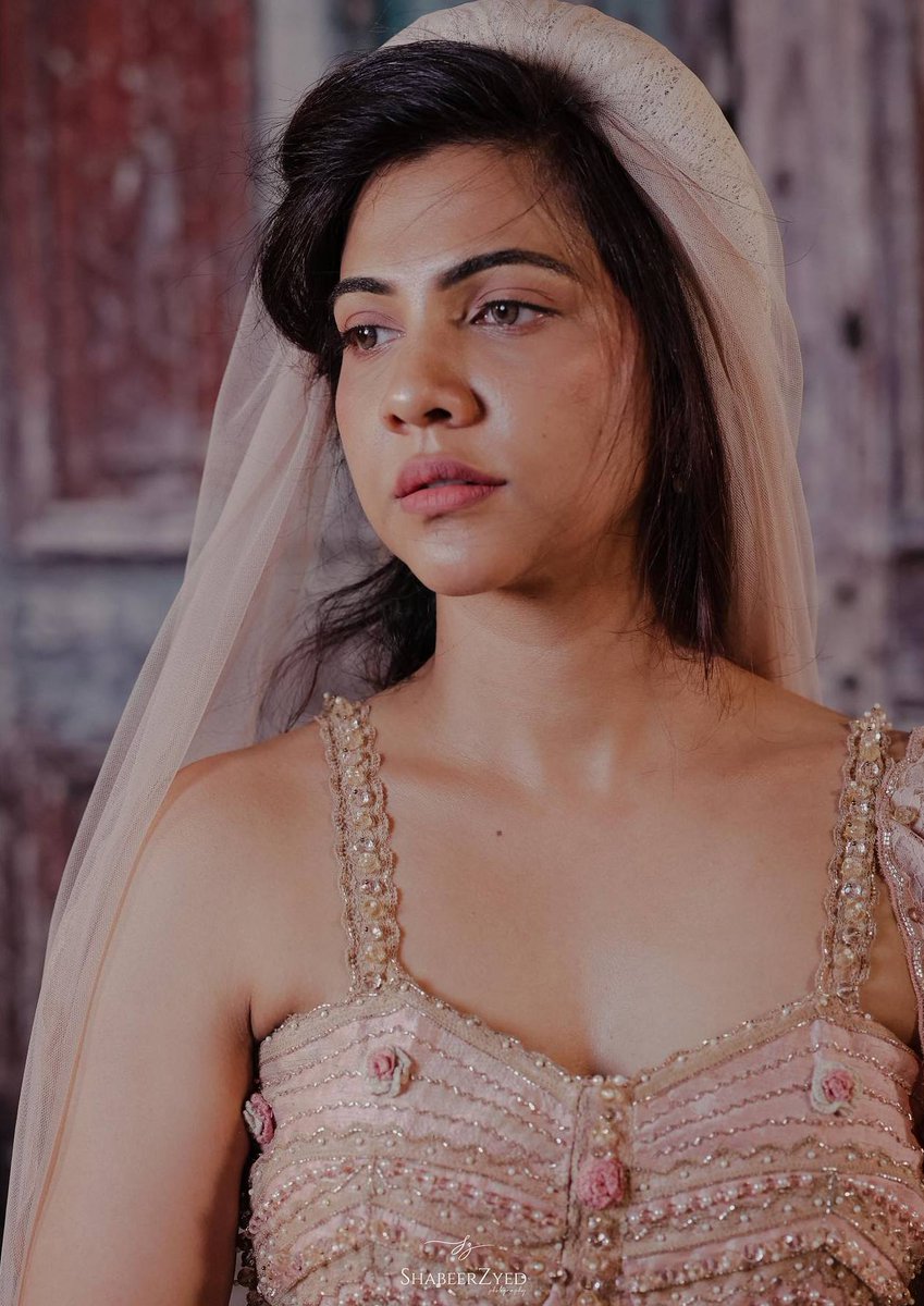 kerala9's tweet photo. Madonna Sebastian in LABEL’M’s newest vintage-inspired ‘Victorian Dreams' wedding collection https://t.co/BbD1Ffeo4a
#madonnasebastian #actress #celebrity #labelm #wedding #kerala9 #vintage #makeover
@MadonnaSebast14 https://t.co/MHLRJxDqjc
