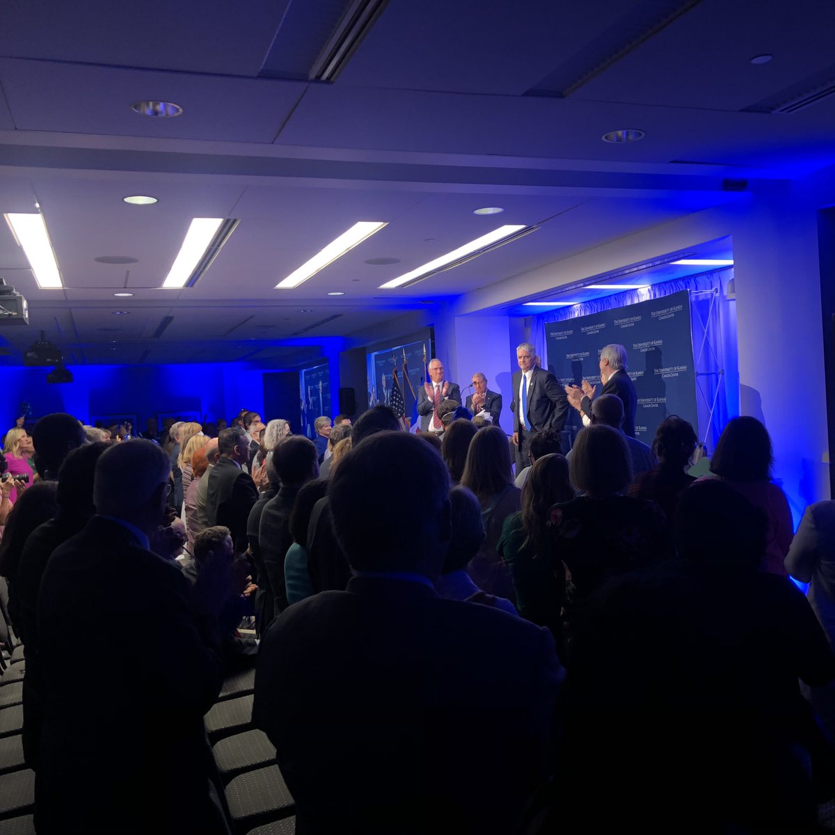 JohnHoltNews's tweet image. UPDATE: Standing ovation for @RoyJensenMD, who leads the @KUcancercenter and its drive to @theNCI Comprehensive Designation. Notes over 33K patients have been enrolled in cancer trials since 2010. #KUCancerCenter