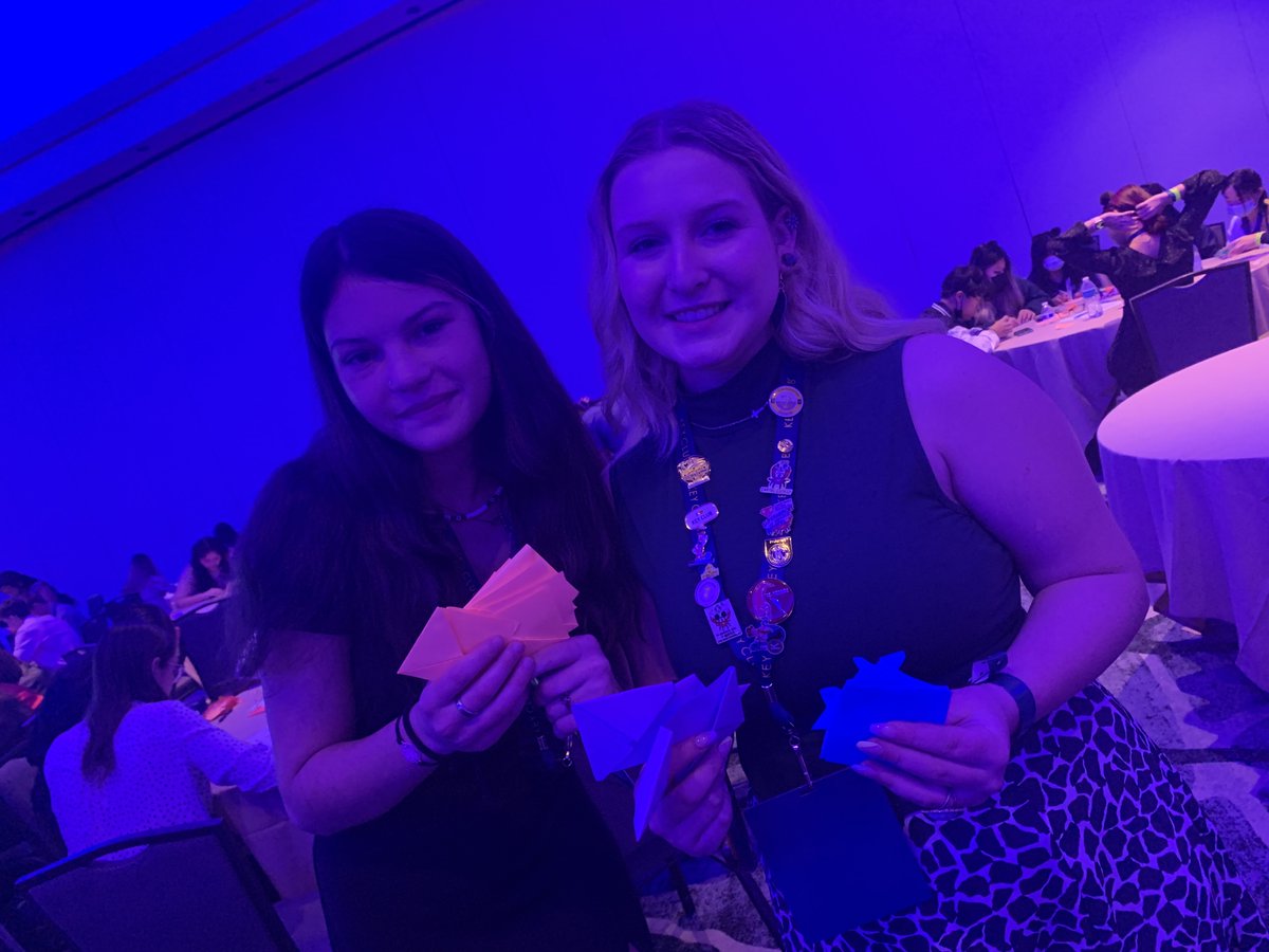 keyclub's tweet photo. Rise and shine — and serve! We're ready to make a difference in the #KeyClub22 host city with two service projects this morning: a book drive with handmade origami bookmarks for @everybodywinsdc and assembling 1,500 cooling kits for @dcpl. https://t.co/fXcKqEOMu0