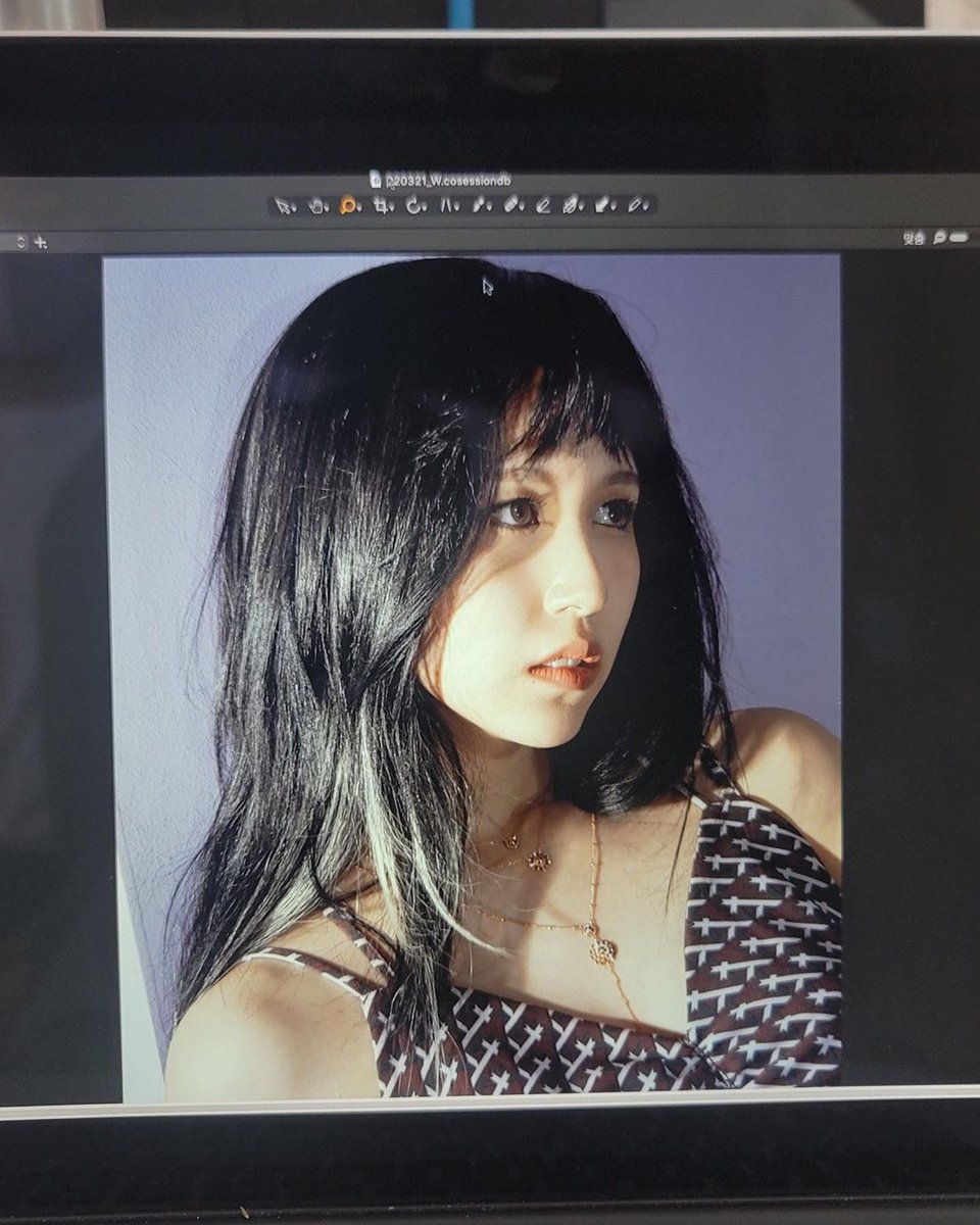 S9LEN7's tweet photo. Hi! have a nice day, drink water, eat delicious things and be happy! 

#UTOPIAINSTAGRAM
#UTOPIAMODELS 

💋 https://t.co/Rf8nbhUDMm