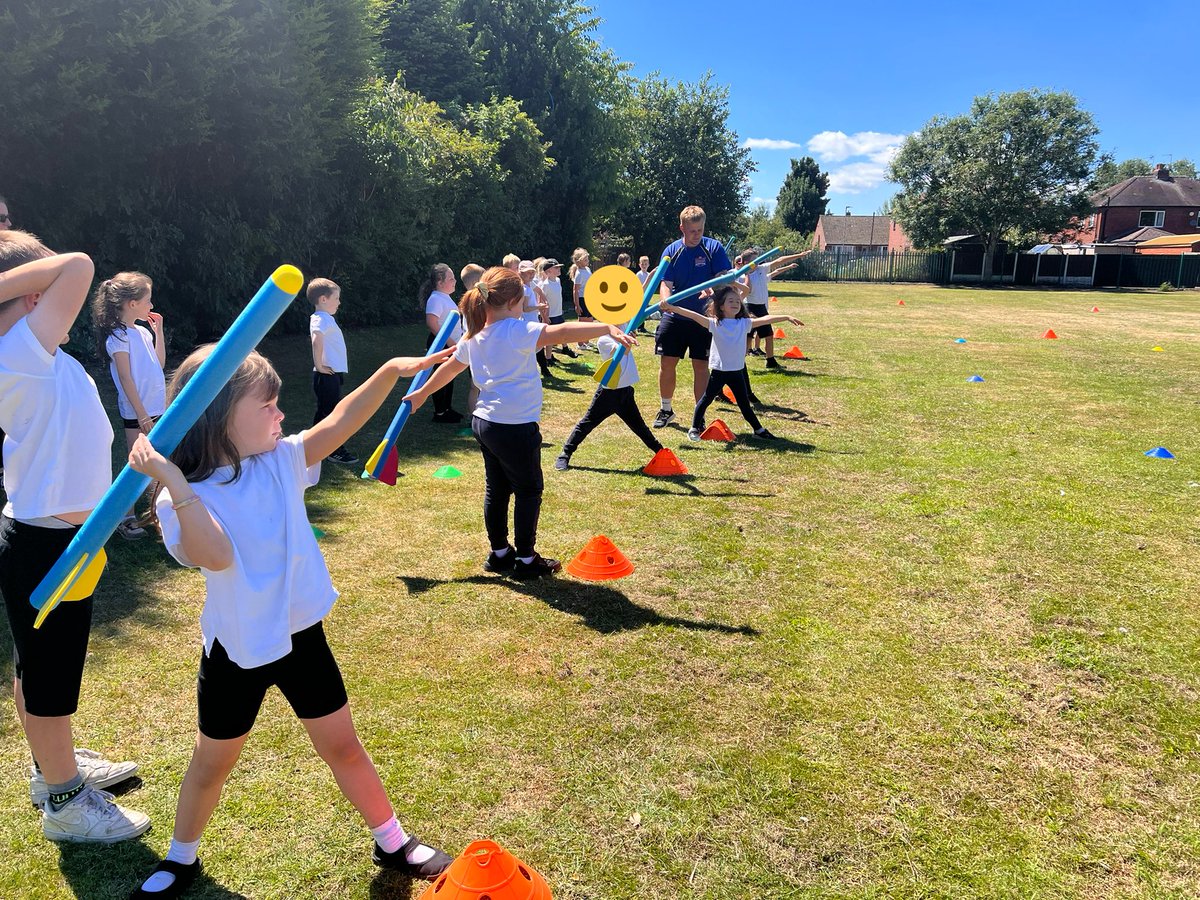 MFinfantschool's tweet photo. Turtle class enjoyed their PE in the sunshine this afternoon as they practised their javelin skills. They learnt different techniques to master throwing the javelin further. #mfpe #turtleclass https://t.co/a7LBJlcxVv