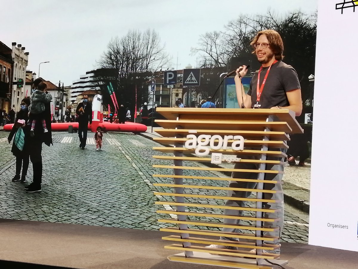 Open public spaces to all people to develop the community. Our partner city #SantoTirso presenting at the #WalkAndRollCities final event <a href="/URBACT/">URBACT</a>