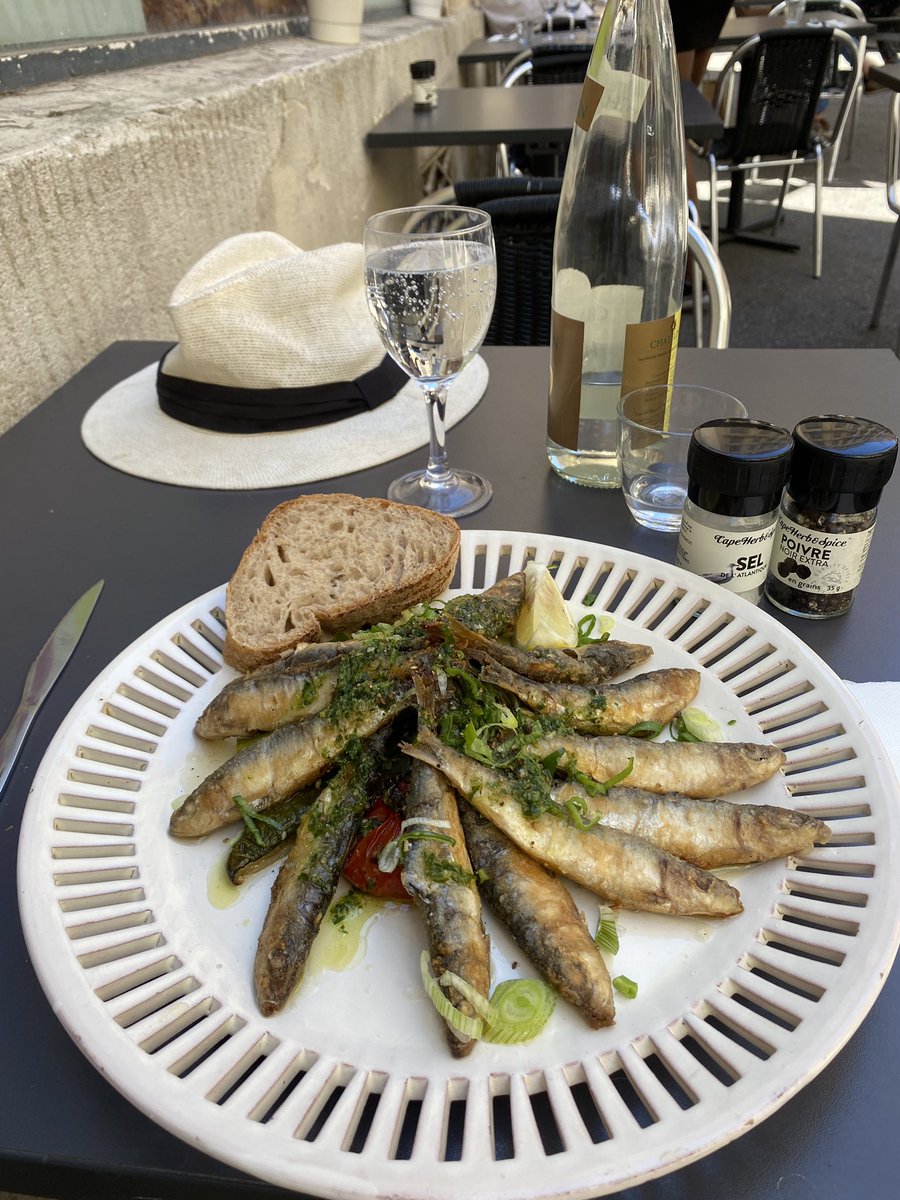 richardquest's tweet photo. Not all grim. Today’s lunch. C’est superb! https://t.co/ZoV4fw08wb