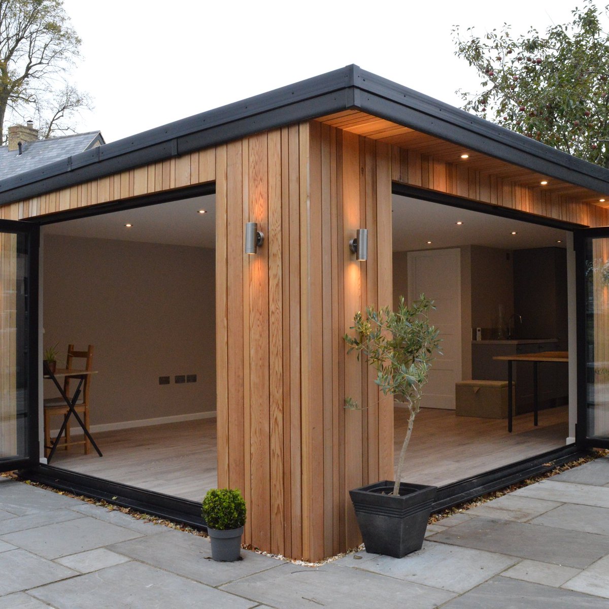 NewDrivewayCo's tweet photo. As part of the New Home Improvement Group, our highly skilled team work across the whole group to ensure we always have the right skills for the job, always delivering the highest quality products and service.

Call us today on 01865 341000.
#landscaping #homeimprovements https://t.co/JLWtYd8Fhh