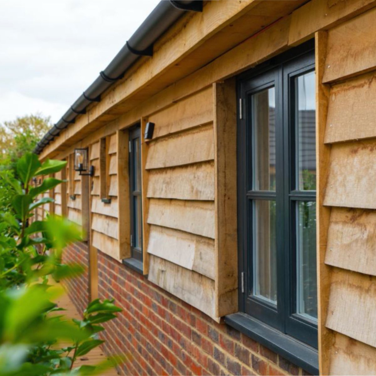 NewDrivewayCo's tweet photo. As part of the New Home Improvement Group, our highly skilled team work across the whole group to ensure we always have the right skills for the job, always delivering the highest quality products and service.

Call us today on 01865 341000.
#landscaping #homeimprovements https://t.co/JLWtYd8Fhh
