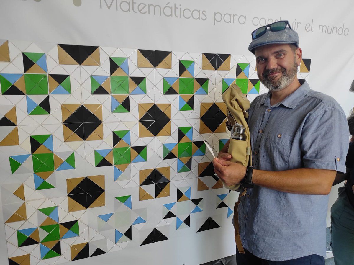 MonederoSergio's tweet photo. Colaborando en el panel de las @20Jaem Muchas gracias a toda la organización por estas jornadas!!! @SEMCV https://t.co/3t8zSuC23S