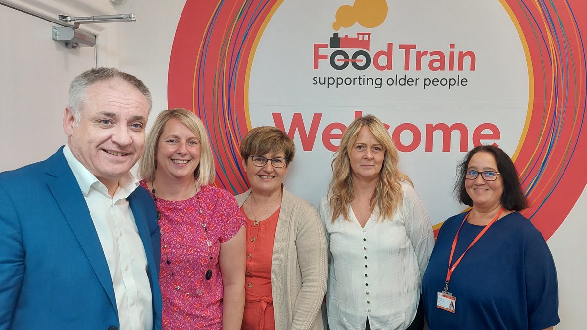 Employment Minister <a href="/RichardLochhead/">Richard Lochhead</a> visited <a href="/FoodTrainScot/">Food Train</a> – a #LivingWage employer – to hear how funding allowed the charity to take on and retain additional support staff to cope with an increase in demand for services during the pandemic.