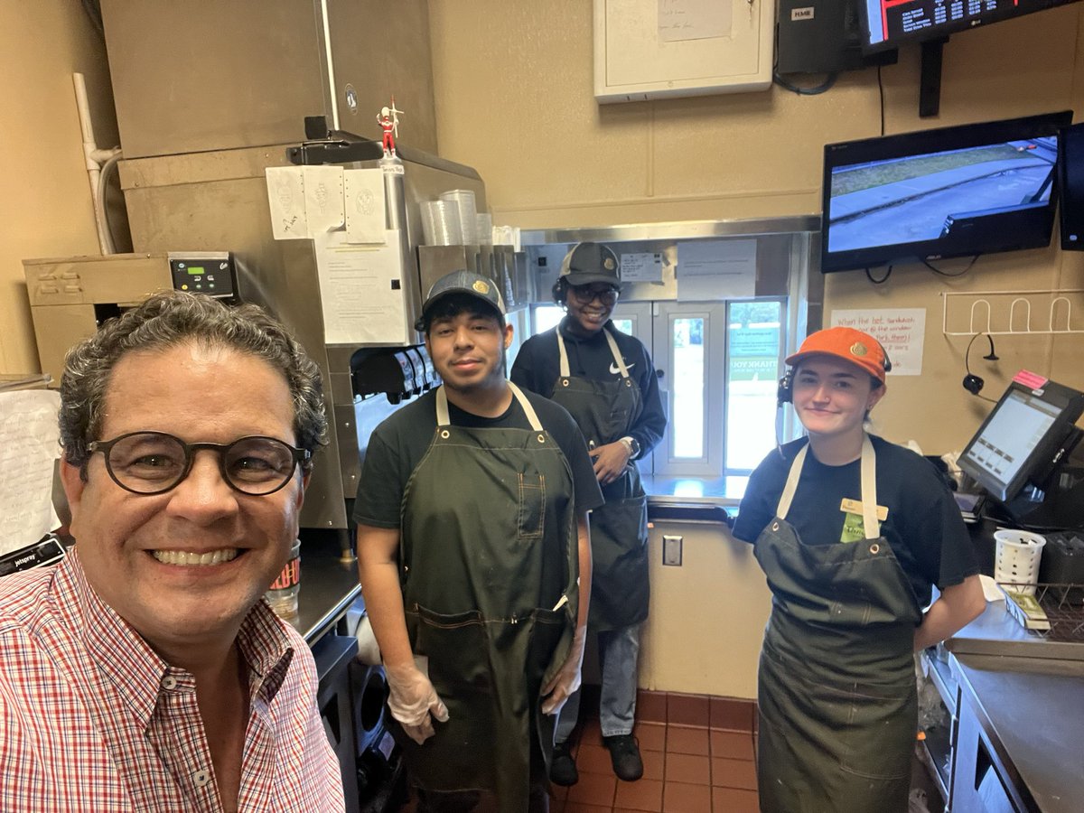 Visited <a href="/panerabread/">Panera Bread</a> 202513 located at 3548 Rayford Road Spring TX. Here with the team: Jared, LeAnn, Haven, Jess, JR and Kendria and our ARL, Arturo, Chris, Essie, Marcus. In DT with JR, Kyla and Miranda.
Great job!
#Happy #Food #Family #EYMPanera