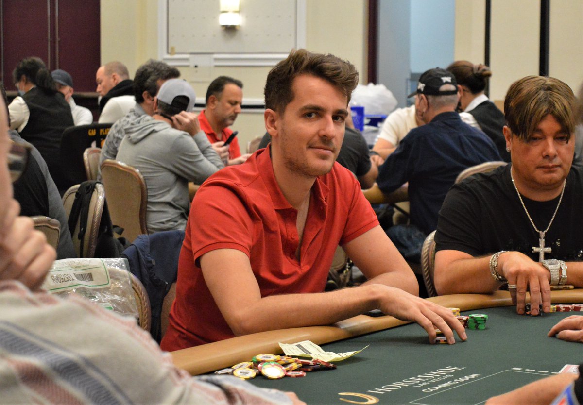 😍C'est le Main Event <a href="/WSOP/">WSOP - World Series of Poker</a> ! Thomas 'LaWatch' Eychenne a conclu son Jour 1 parmi les chipleaders, il aborde le Jour 2ABC surmotivé💪
📹 Suivez son séjour à Las Vegas youtube.com/c/abcpoker/vid…
✍ Le coverage de <a href="/PokerNews/">PokerNews</a> fr.pokernews.com/tours/wsop/202…
#poker #live #TeamABCPoker #WSOP2022