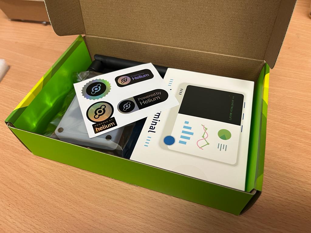 jarain78's tweet photo. My new #wioterminal #LoRaWAN #LongFi Network Monitor for the #helium network. Thanks @seeedstudio for the gift. @helium #IoT https://t.co/qqXToG9nUQ