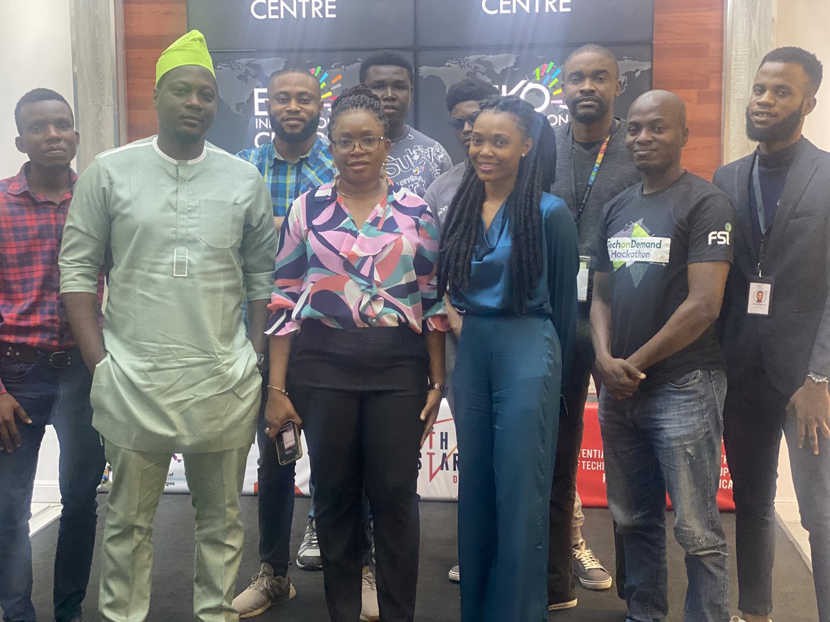 EkoInnovation's tweet photo. Selected Startups from MarkHack 1.0; Oval Interactive, LiveBic, @MonifyCookies , SprayMe, ReelBuzz and WedisplayMagic had a swell and informative time during today's session of the Startup Incubator Program which was centered on Developing a Compelling Problem-Solution Narrative. https://t.co/wsJvBvEOJe